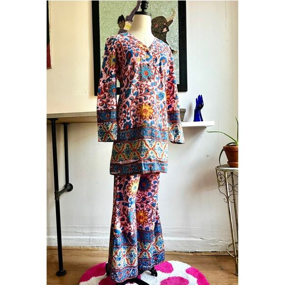 Vintage 70s Psychedelic Floral Set | Tunic + Flared Pants | Indian Cotton | XS/S - Picture 3 of 10